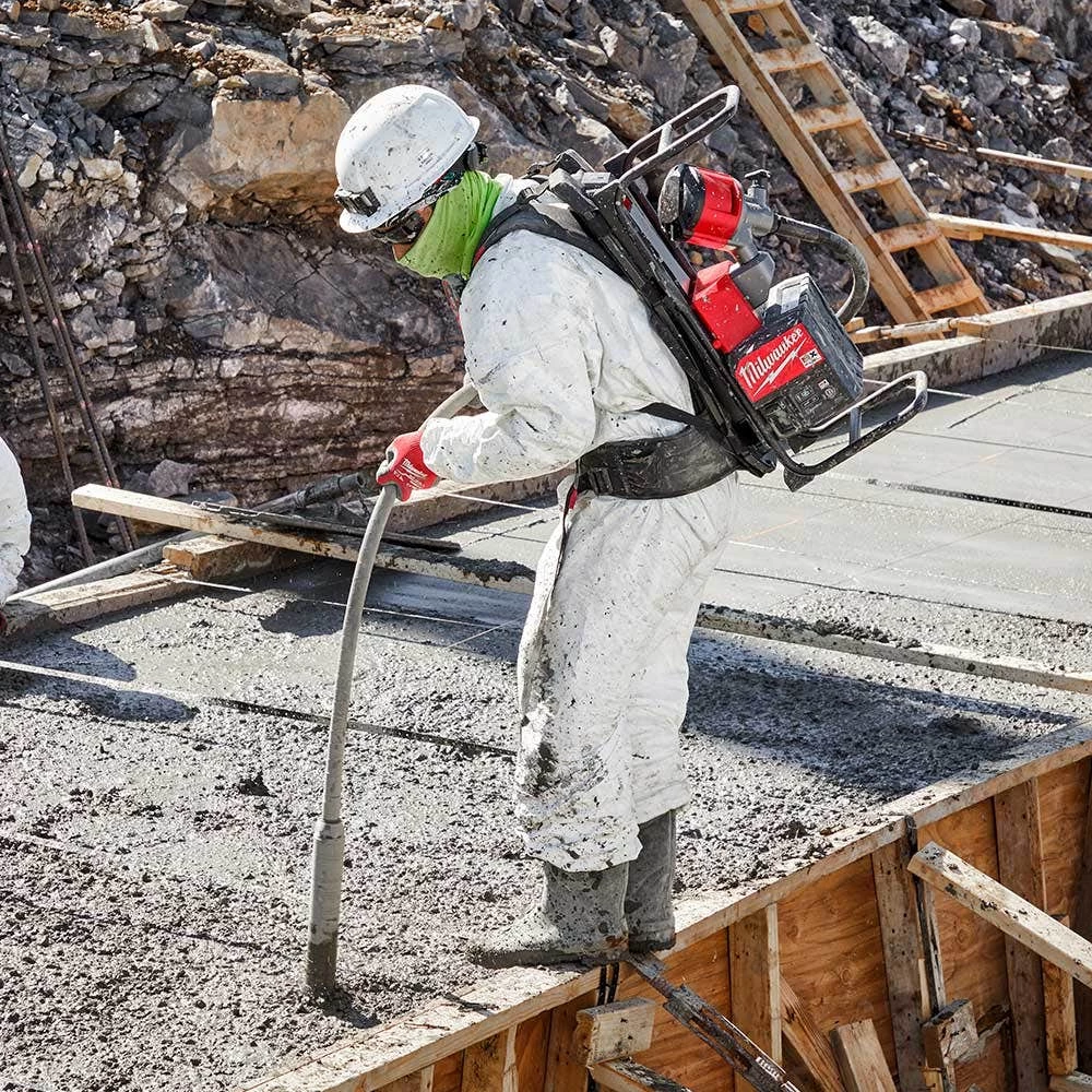 MILWAUKEE MX FUEL™ Backpack Concrete Vibrator Skin MXFCVBP-0 - Image 17