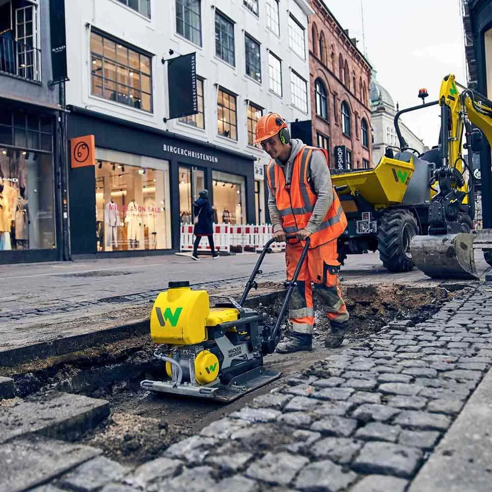 WACKER NEUSON AP1850we Battery Powered Vibration Plate 5100038311 - Image 4